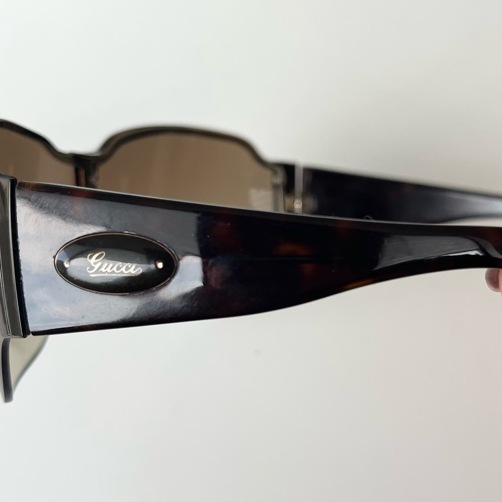 Vintage Gucci Women's Gradient Brown Sunglasses - Picture 2 of 7
